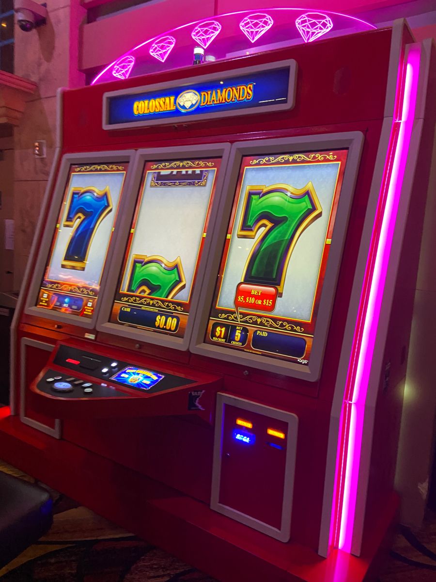 Rumi Slots کیسینو میں سلاٹ کھیلنا شروع کریں۔